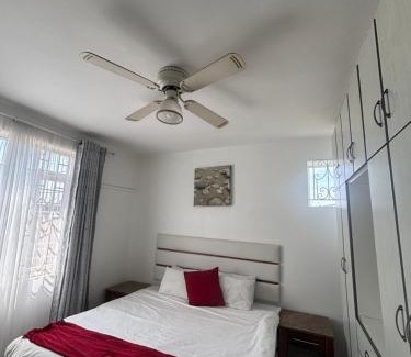 Glenwood Apartment | Frere Hill Guesthouse