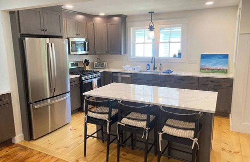 Kennebunk House | Fresh 2024 full renovation inviting up to 8 guests.