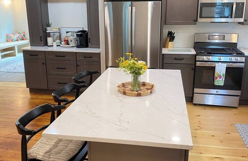 Kennebunk House | Fresh 2024 full renovation inviting up to 8 guests.