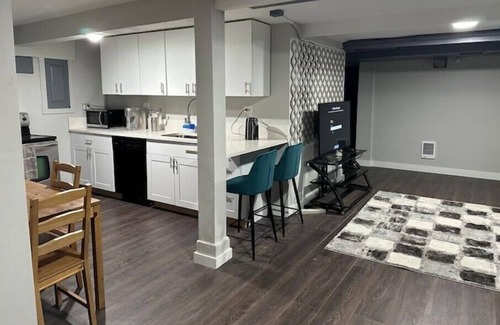 Centennial House | Fresh cozy place with private hot tub!