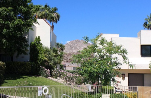 Palm Desert Condo | Fresh Modern Poolside&Tennis~South Palm Desert~Everything Close~Cheap Off Season