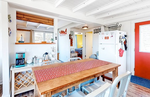 Wellfleet Cottage | Fresh Oceanfront Cottage w/Free WiFi, Private Beach Access, Deck, & Partial A/C