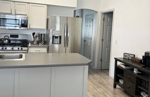 Missoula House | Fresh, Peaceful Home in Quaint Neighborhood