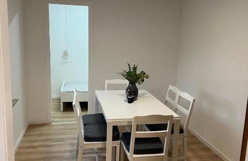Rheine Apartment | Fresh Reno A place to feel good