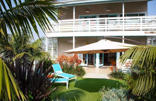 San Diego Coast Apartment | Fresh & Walkable Bright Beach Bungalow