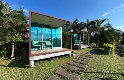 Khao Kho Hotel | FreshBloom View เขาค้อ Green House
