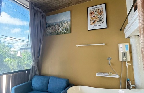 Ban Saiyuan Villa | Freshly renovated "The Buddha Rawai Villa", only 5 minutes from the beach !