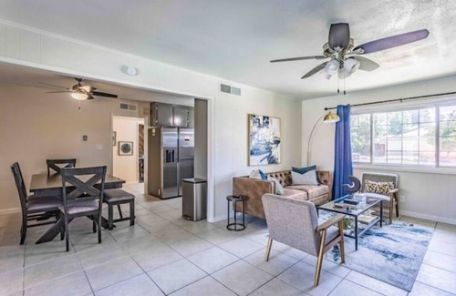 Raisin House | Fresno State 4BR/2BA+Private Pool +Game Room+ Gym!