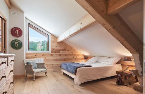 Saint-Etienne-de-Tinee Ski Chalet | FRGK "Chalet de Prestige"