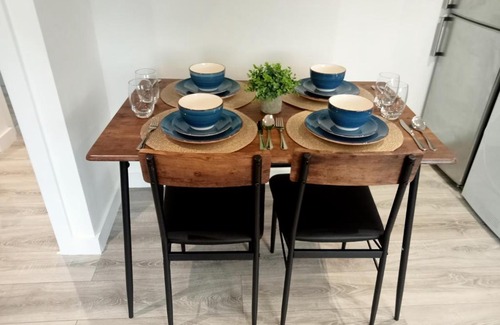 Wroxton Apartment | Friars Hill Apartment