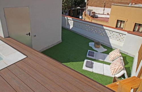 Collblanc y La Torrassa Villa | Fridays Flats Casa Lemonade
