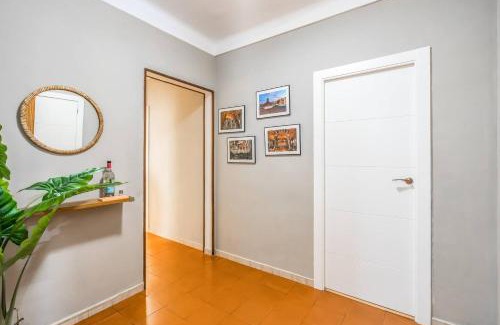 el Fort Pienc Apartment | Fridays Flats Arc De Triomf - Solar & Spacious