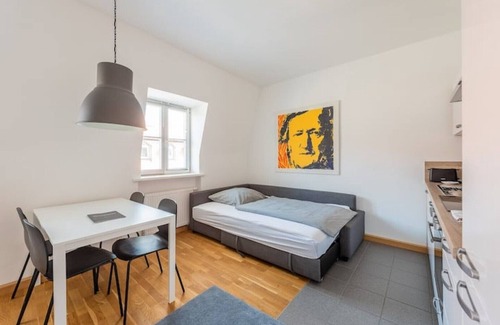 Bayreuth Apartment | Friedrich's Apartment - ELISABETH for 1 to 4 people
