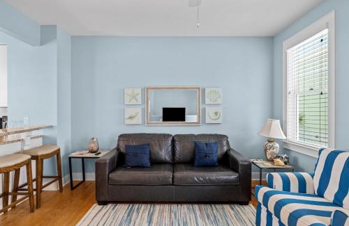Atlantic Beach House | Friendly Flamingo