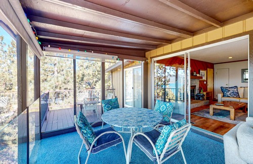 Brockway Cabin | Friendly lake stay with mtn views, wood fireplace, games, and al fresco dining