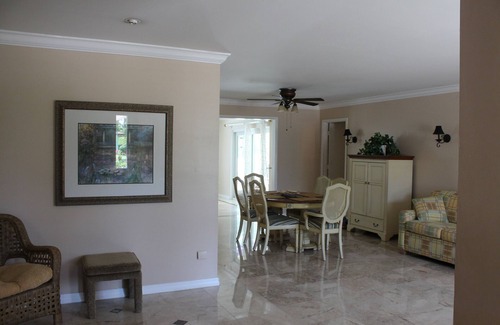 Bonita Springs House | Friendly Quiet Neighborhood, Solar Heated Pool & just 5 minutes to Bonita Beach