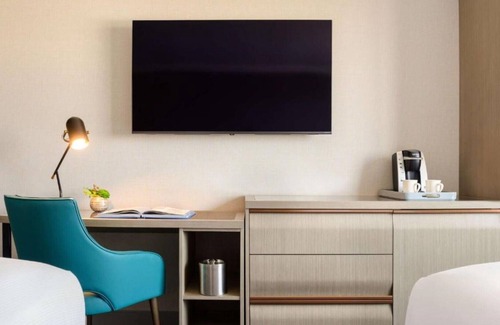 South San Francisco House | Friendly service near San Francisco Airport !