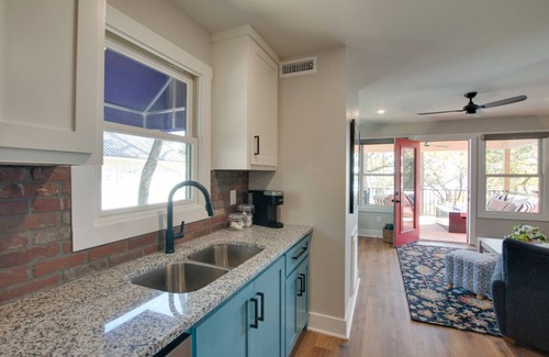 Groveoak Cabin | Friends-Themed Central Perk Cabin with Lake Views, Hot Tub, and Cozy Comfort