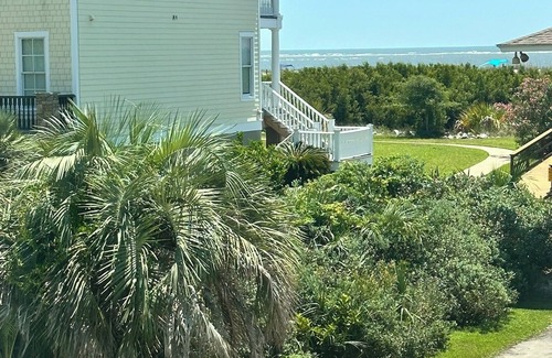 Beaufort House | Fripp Island Oceanview Retreat, Totally Renovated with Great Location!