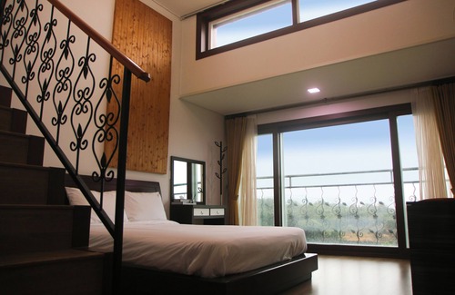 Seongsan Hotel | From H T Resort Jeju Seongsan