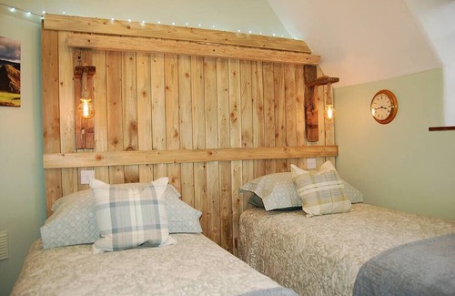 Tywyn House | Fron Newydd Period Farmhouse nr Tywyn in Snowdonia