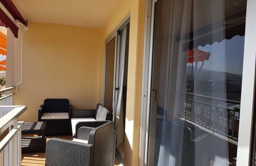 Telde Apartment | Front line apartment with direct sea views