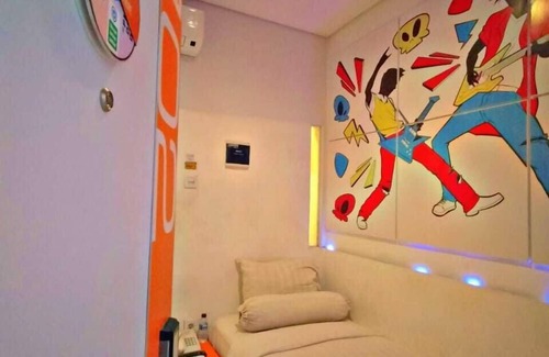 Banjarsari Hotel | Front One Budget Hotel Tirtonadi Solo