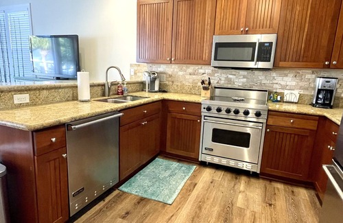 Islamorada House | Front Row, DIRECT Ocean/Pool Views, Anglers Reef, Islamorada. Boat Dock, Beach