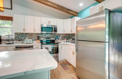 Front Royal Apartment | Front Royal Retreat on 3 Acres w/Mtn Views!