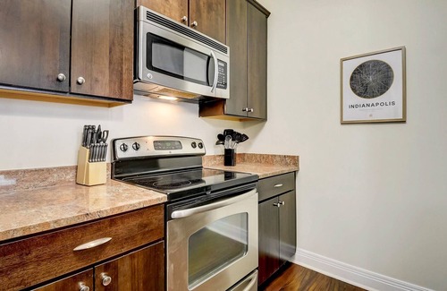 Cole-Noble District Apartment | Frontdesk | 1 BR Apt by Gainbridge Fieldhouse