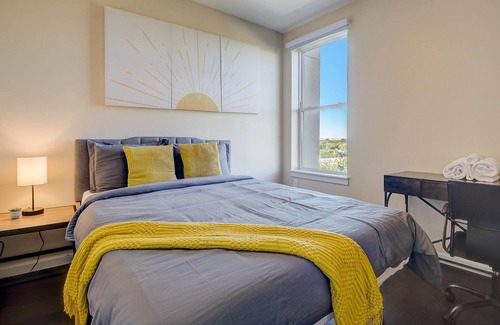 Louisville Apartment | Frontdesk | 2 BR Apt near The Speed Art Museum