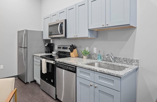 Cultural District Apartment | Frontdesk | Chic 1 BR Downtown