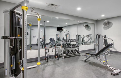 Downtown Indianapolis Apartment | FRONTDESK The Vue Apts Downtown Indianapolis