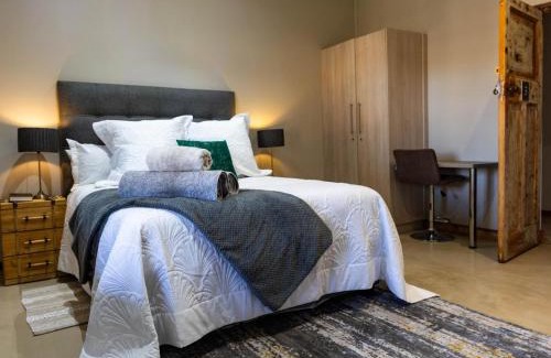 Joe Morolong Other | Frylinckspan Guestfarm and Venue