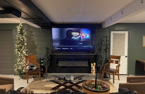 Fort Recovery House | Ft Recovery’s Historic Chapel with Speakeasy Hideaway - Host 40 guests/Sleeps 10