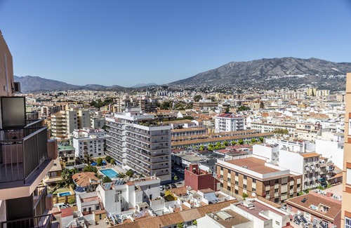 Fuengirola Apartment | FUENGIROLA PERLA 5.FRONT LINE BEACH AND CENTRAL LOCATION