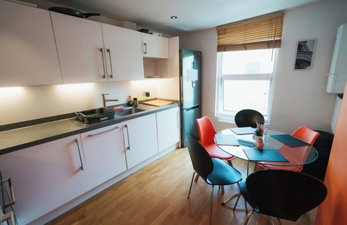 Fulham Broadway House | Fulham Broadway - Chelsea -Flawless Home