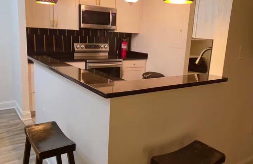 Herndon Apartment | Full apartment, 7 minutes from dulles airport
