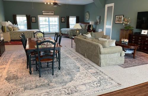 Kedron House | Full Circle Farm Inn