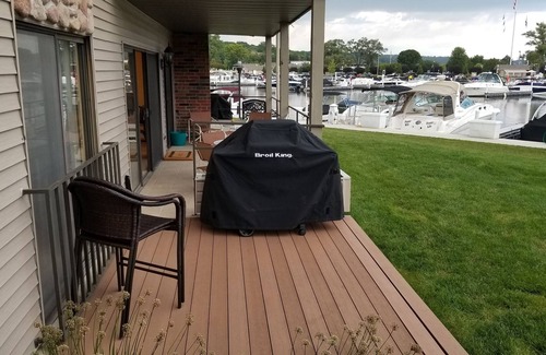 Fontana-on-Geneva Lake Villa | FULL REMODEL done in 2023! Come visit and enjoy the view😎