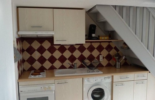 Saint-Pierre-la-Mer Apartment | FULL SEA VIEW SWIMMING POOL duplex parking fiber wifi beach, center on foot 5 minutes