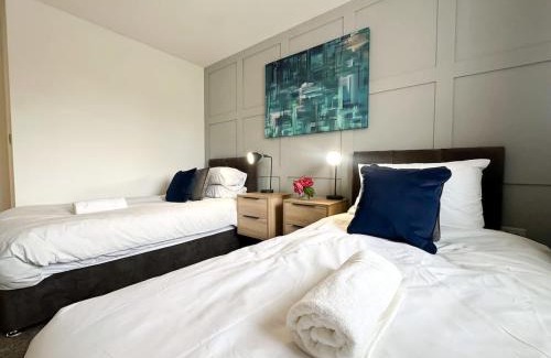 Thornaby On Tees House | Fullerton House by Blue Skies Stays
