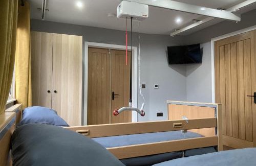 Ingoldmells Apartment | Fully Accessible - Disability Adapted Holiday Cottage - Skegness