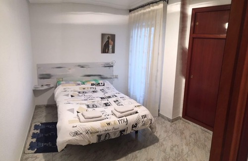 Santa Pola Apartment | Fully air-conditioned apartment with sea view and direct beach access