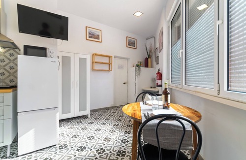 Sant Adria de Besos Apartment | Fully equipped studio, 15 minutes from downtown BCN, 8 min. walk from the beach