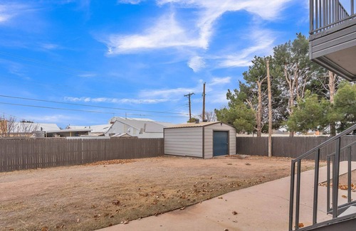 Midland Apartment | Fully Equipped Kitchen Near F. Marie Hall Ctr