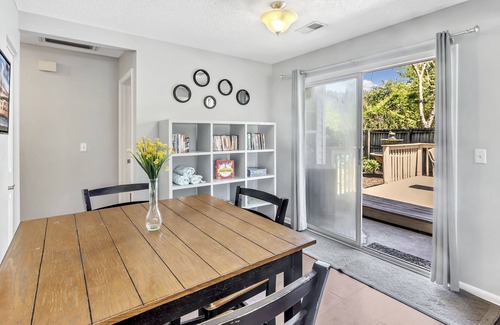 Mount Pleasant House | Fully Equipped Mount Pleasant Home Near Beaches and Downtown