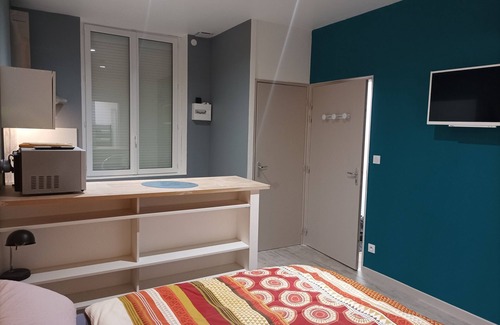 Saint-Etienne Apartment | Fully equipped studio. Welcome to Seamora