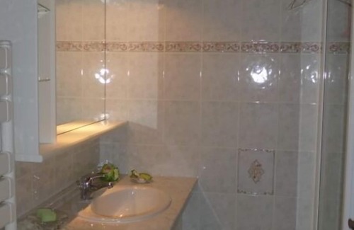 Les Houches Apartment | Fully equipped studio in a quiet cottage. Private garden