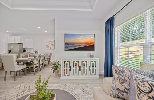 Tallahassee House | Fully-Fenced Backyard! Perfect for Families/Groups